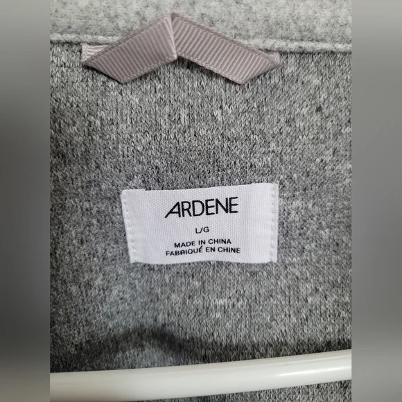 Shaket - Picture 3 of 4